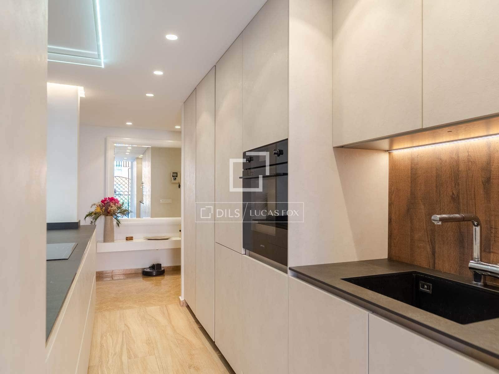 3 soveværelse Lejlighed til salg i Valencia by med swimmingpool garage - € 665.000 (Ref: 9708071)