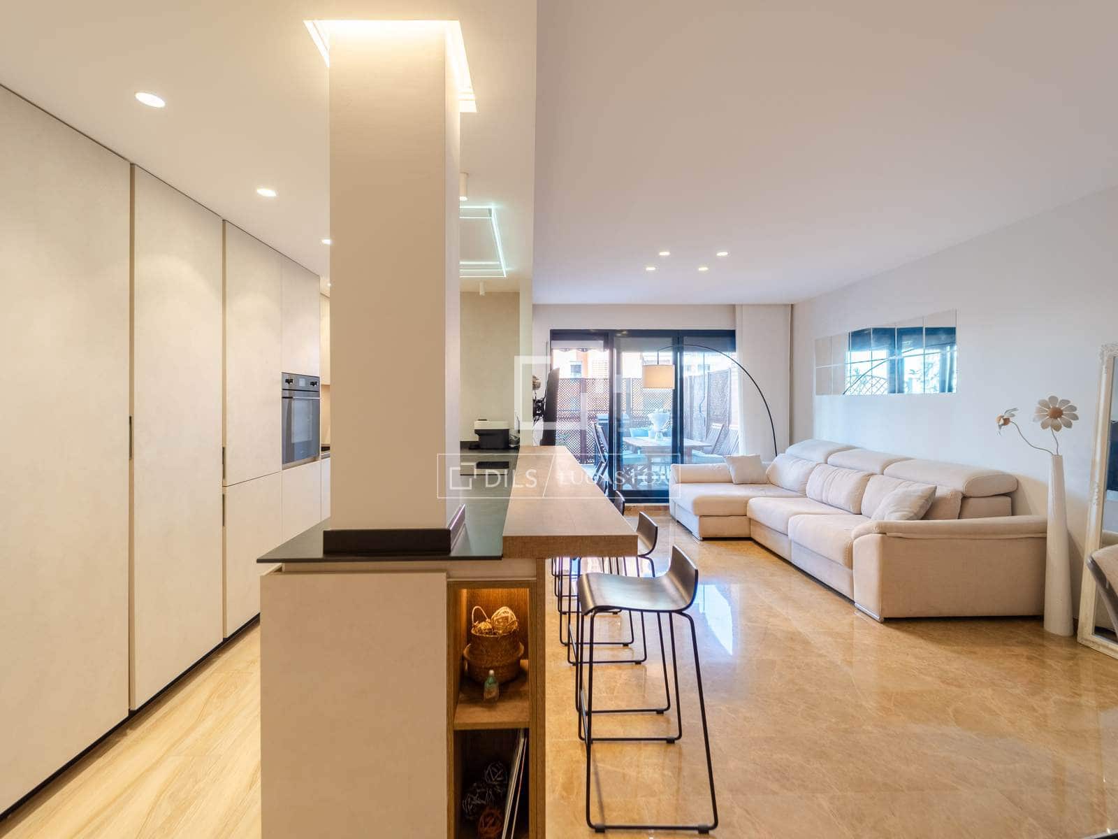 3 soveværelse Lejlighed til salg i Valencia by med swimmingpool garage - € 665.000 (Ref: 9708071)