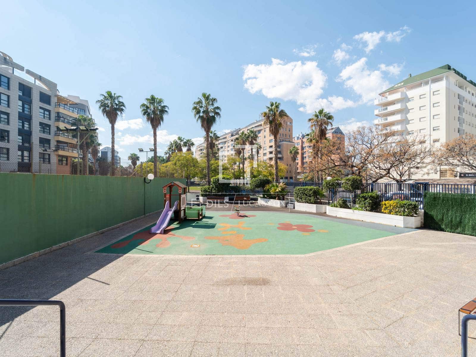 3 soveværelse Lejlighed til salg i Valencia by med swimmingpool garage - € 665.000 (Ref: 9708071)