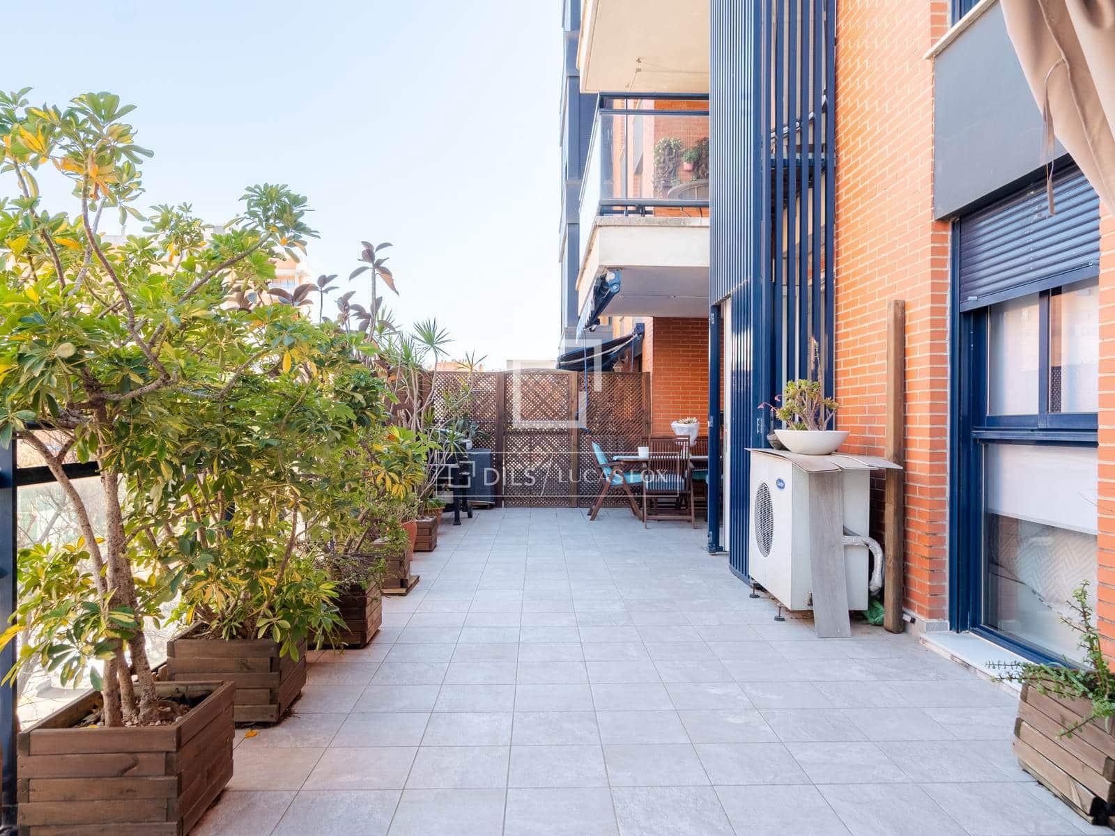 3 soveværelse Lejlighed til salg i Valencia by med swimmingpool garage - € 665.000 (Ref: 9708071)