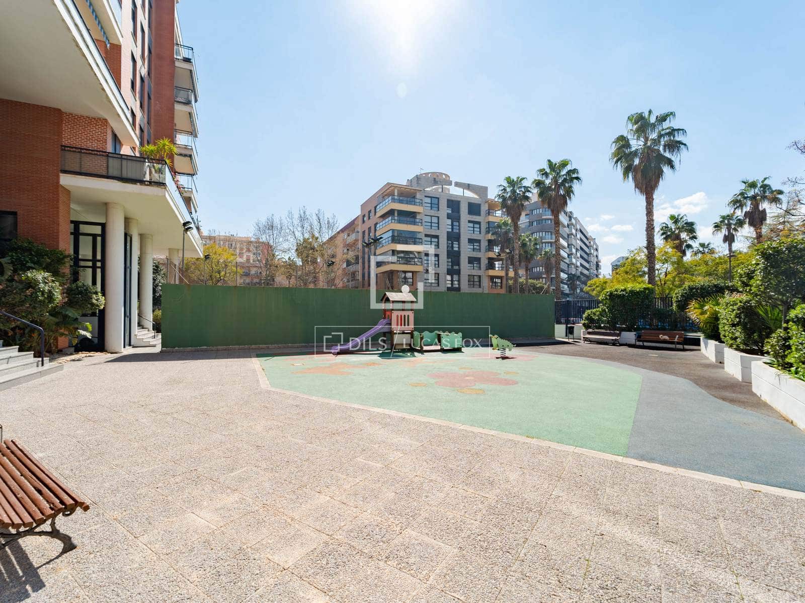 3 soveværelse Lejlighed til salg i Valencia by med swimmingpool garage - € 665.000 (Ref: 9708071)