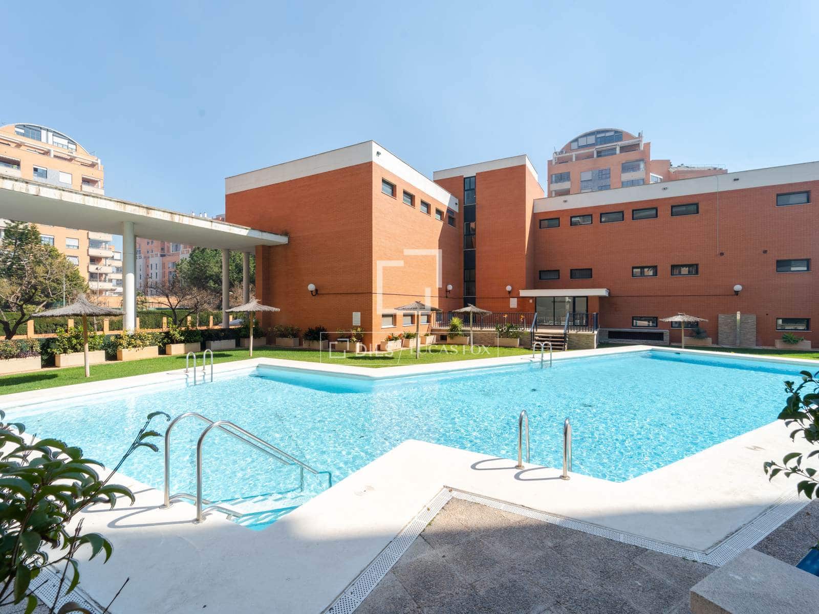 3 soveværelse Lejlighed til salg i Valencia by med swimmingpool garage - € 665.000 (Ref: 9708071)