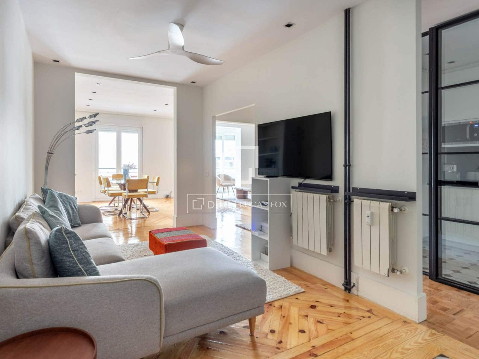 3 quarto Apartamento para arrendar em Madrid cidade - 3 750 € (Ref: 9709038)