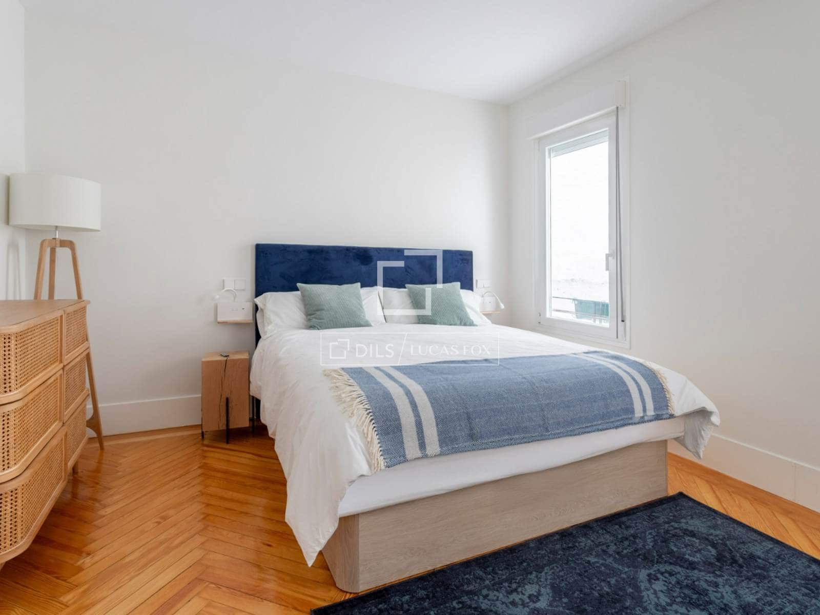 3 quarto Apartamento para arrendar em Madrid cidade - 3 750 € (Ref: 9709038)