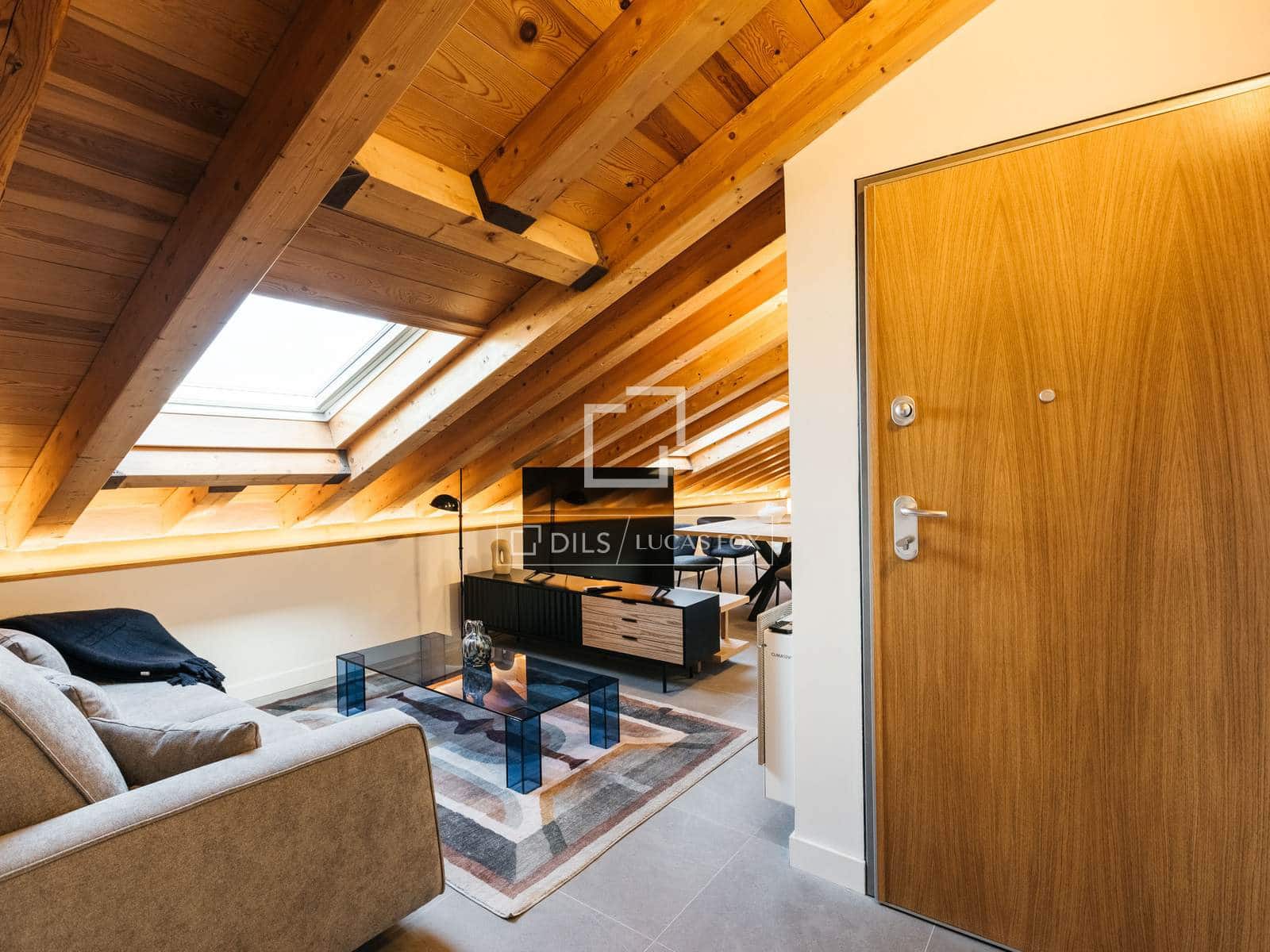 2 makuuhuone Kattohuoneisto vuokrattavana paikassa Madrid kaupunki - 2 160 € (Ref: 9709039)