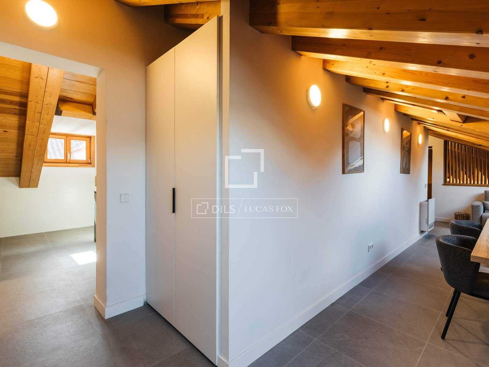 2 makuuhuone Kattohuoneisto vuokrattavana paikassa Madrid kaupunki - 2 160 € (Ref: 9709039)