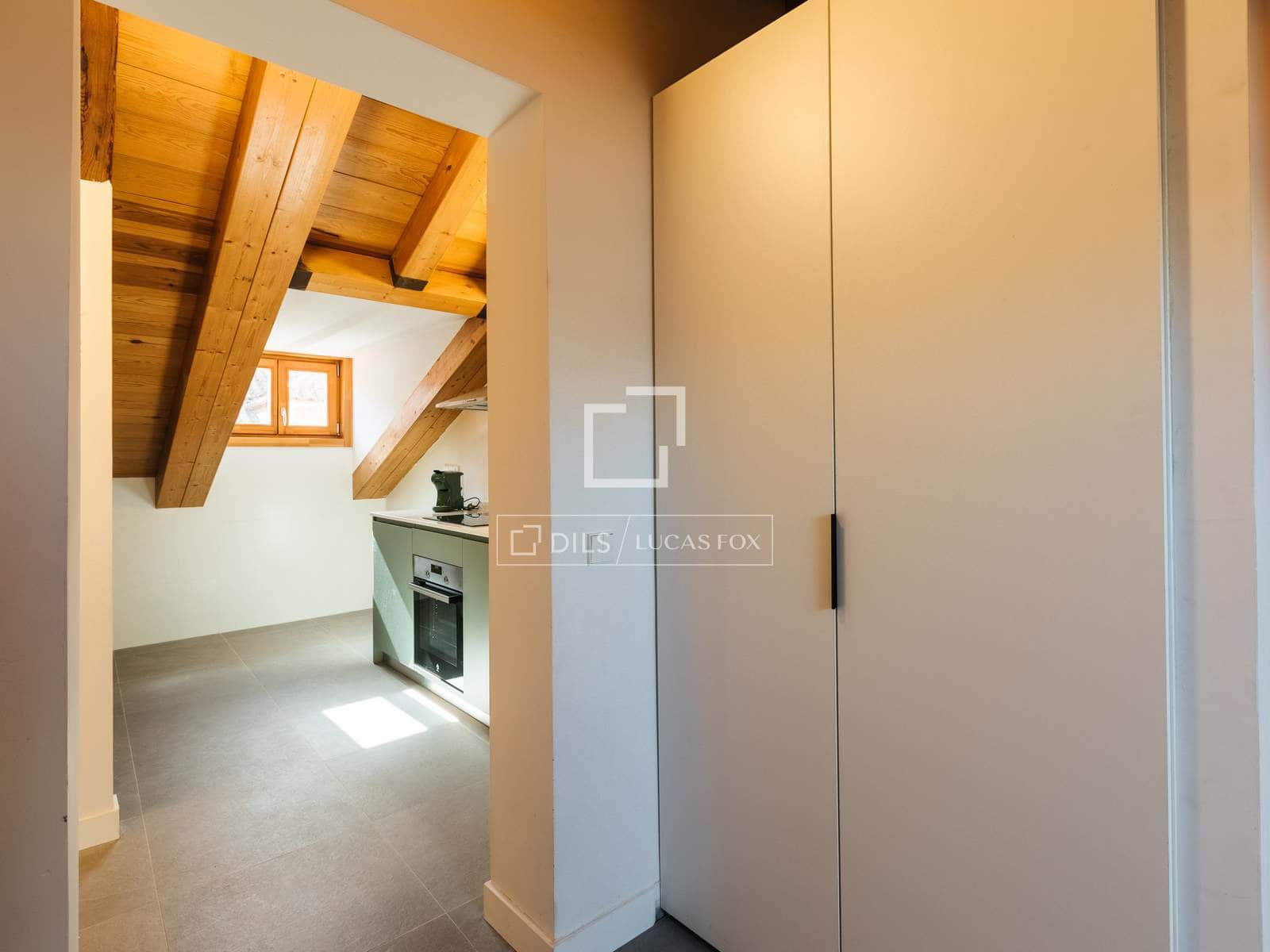 2 makuuhuone Kattohuoneisto vuokrattavana paikassa Madrid kaupunki - 2 160 € (Ref: 9709039)