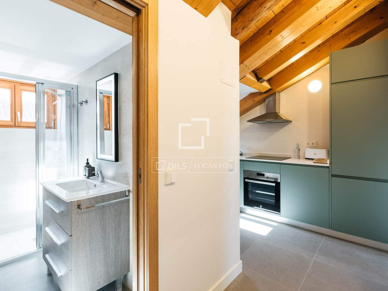 2 makuuhuone Kattohuoneisto vuokrattavana paikassa Madrid kaupunki - 2 160 € (Ref: 9709039)