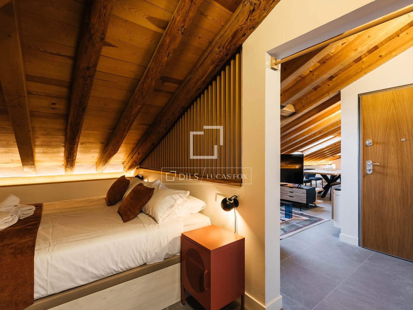 2 makuuhuone Kattohuoneisto vuokrattavana paikassa Madrid kaupunki - 2 160 € (Ref: 9709039)