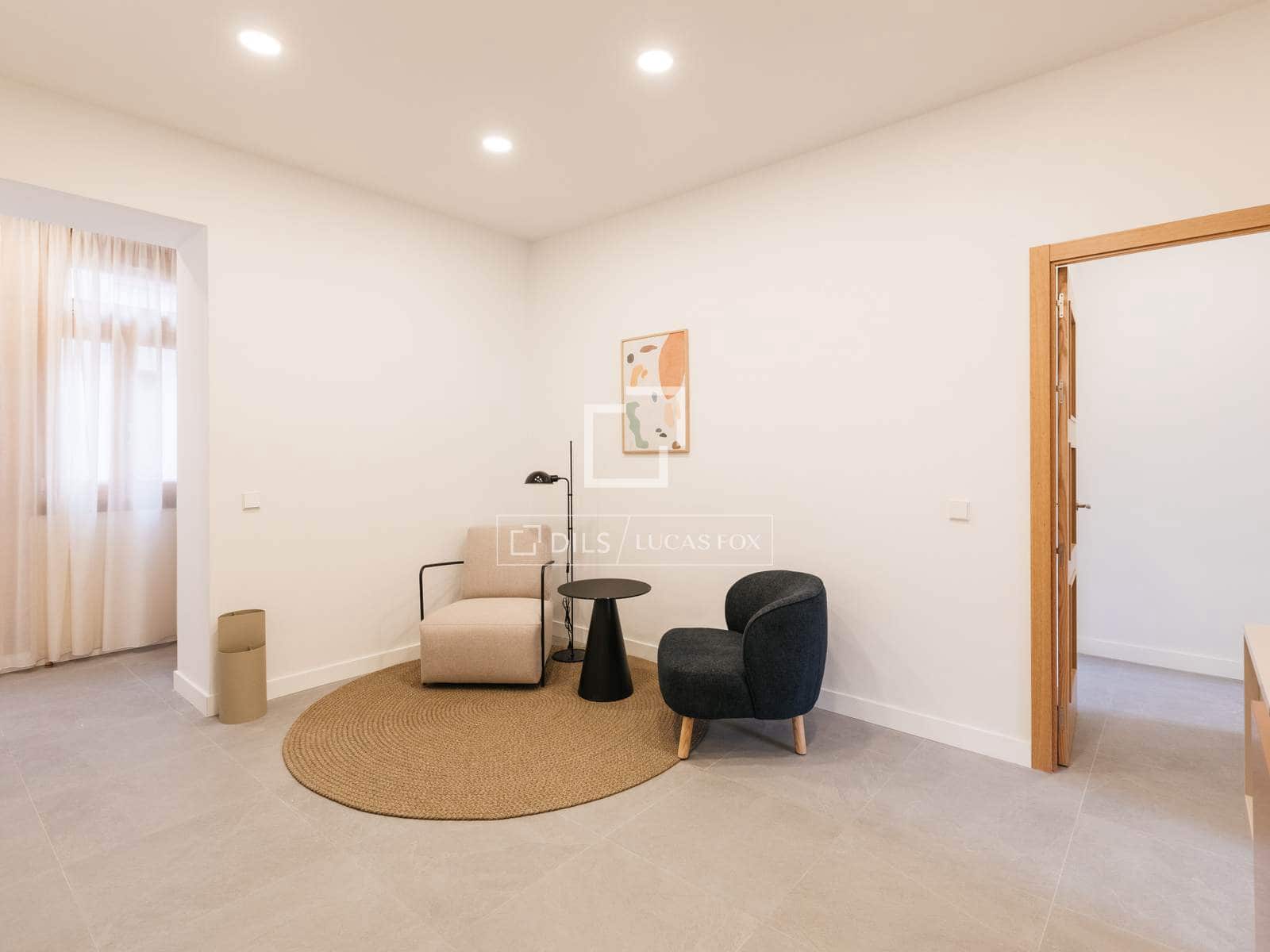 3 slaapkamer Appartement te huur in Madrid stad - € 3.900 (Ref: 9709040)