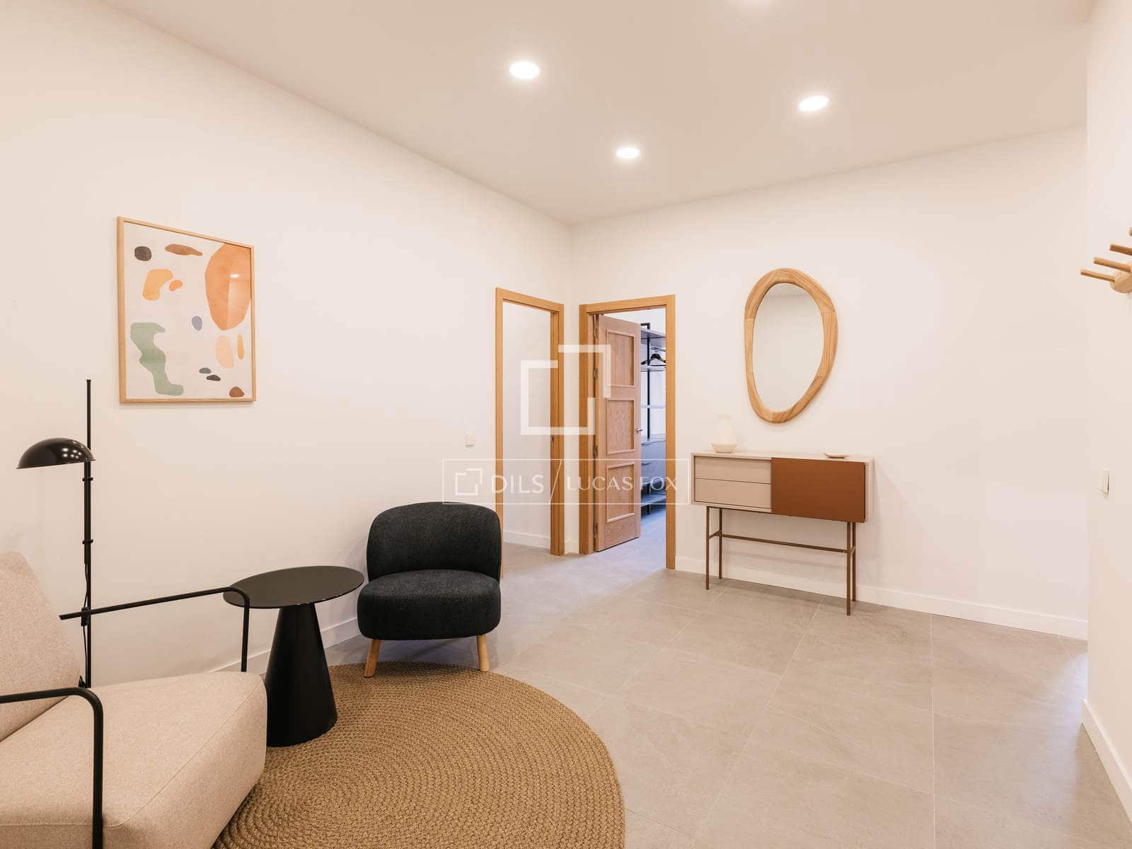 3 slaapkamer Appartement te huur in Madrid stad - € 3.900 (Ref: 9709040)