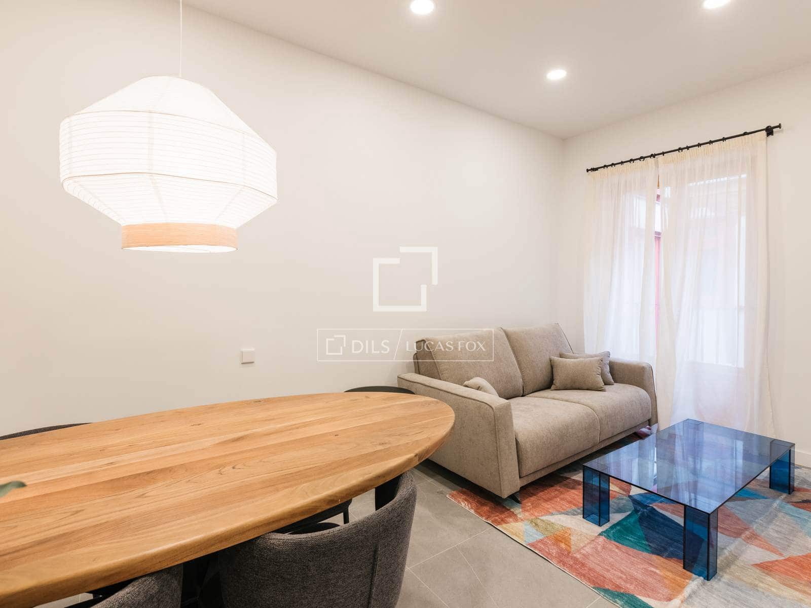 3 slaapkamer Appartement te huur in Madrid stad - € 3.900 (Ref: 9709040)