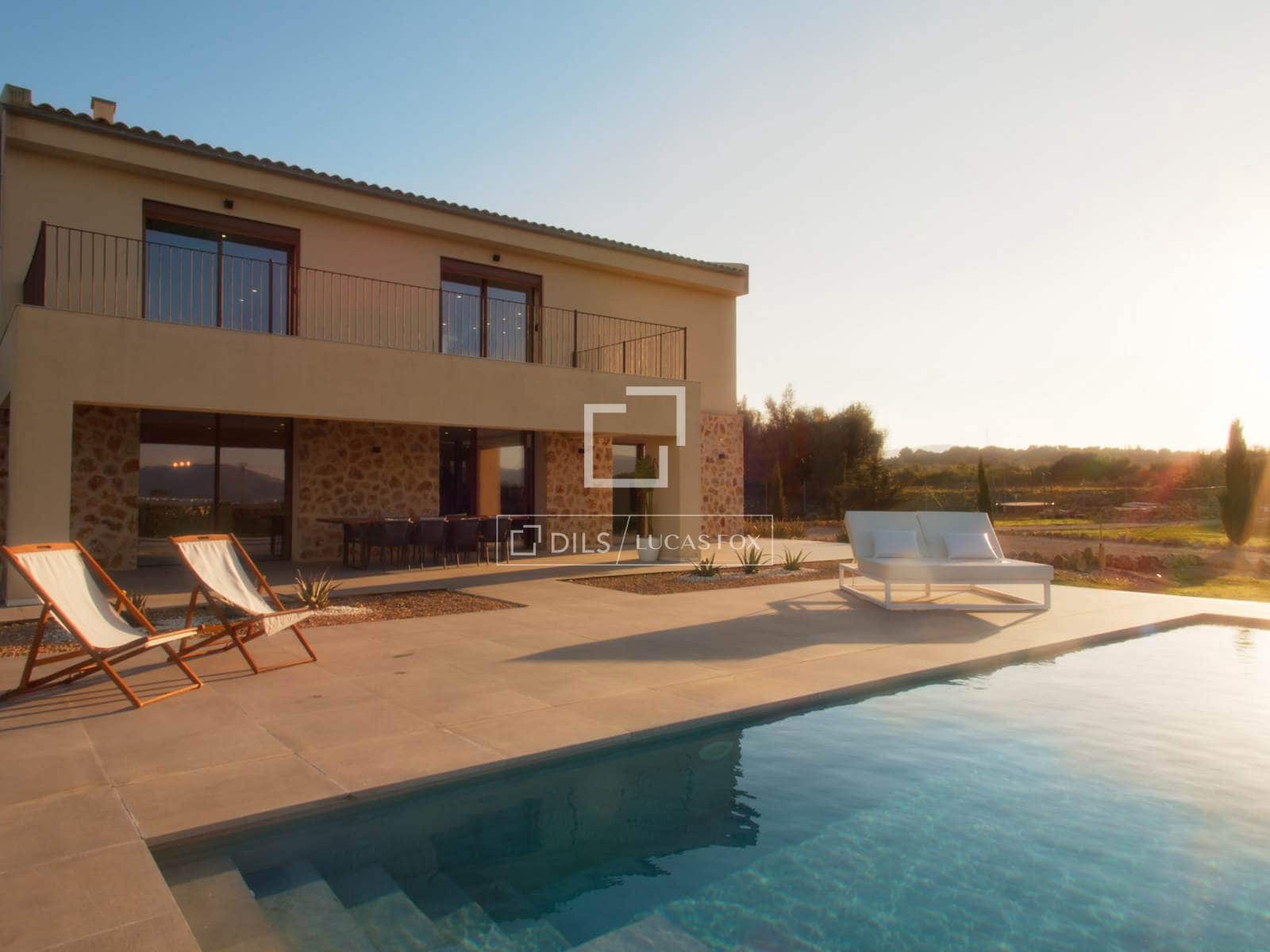 3 bedroom Finca/Country House for rent in Alcudia with pool garage - € 10,000 (Ref: 9709041)