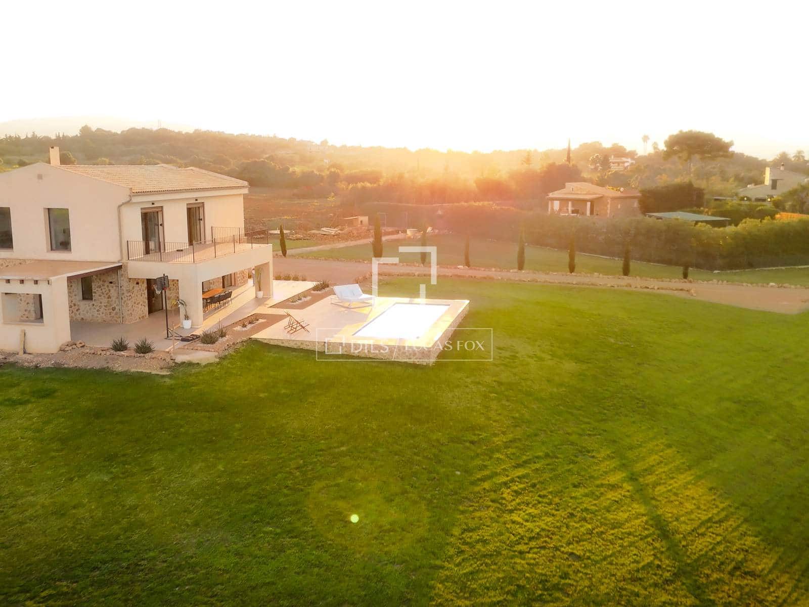 3 bedroom Finca/Country House for rent in Alcudia with pool garage - € 10,000 (Ref: 9709041)