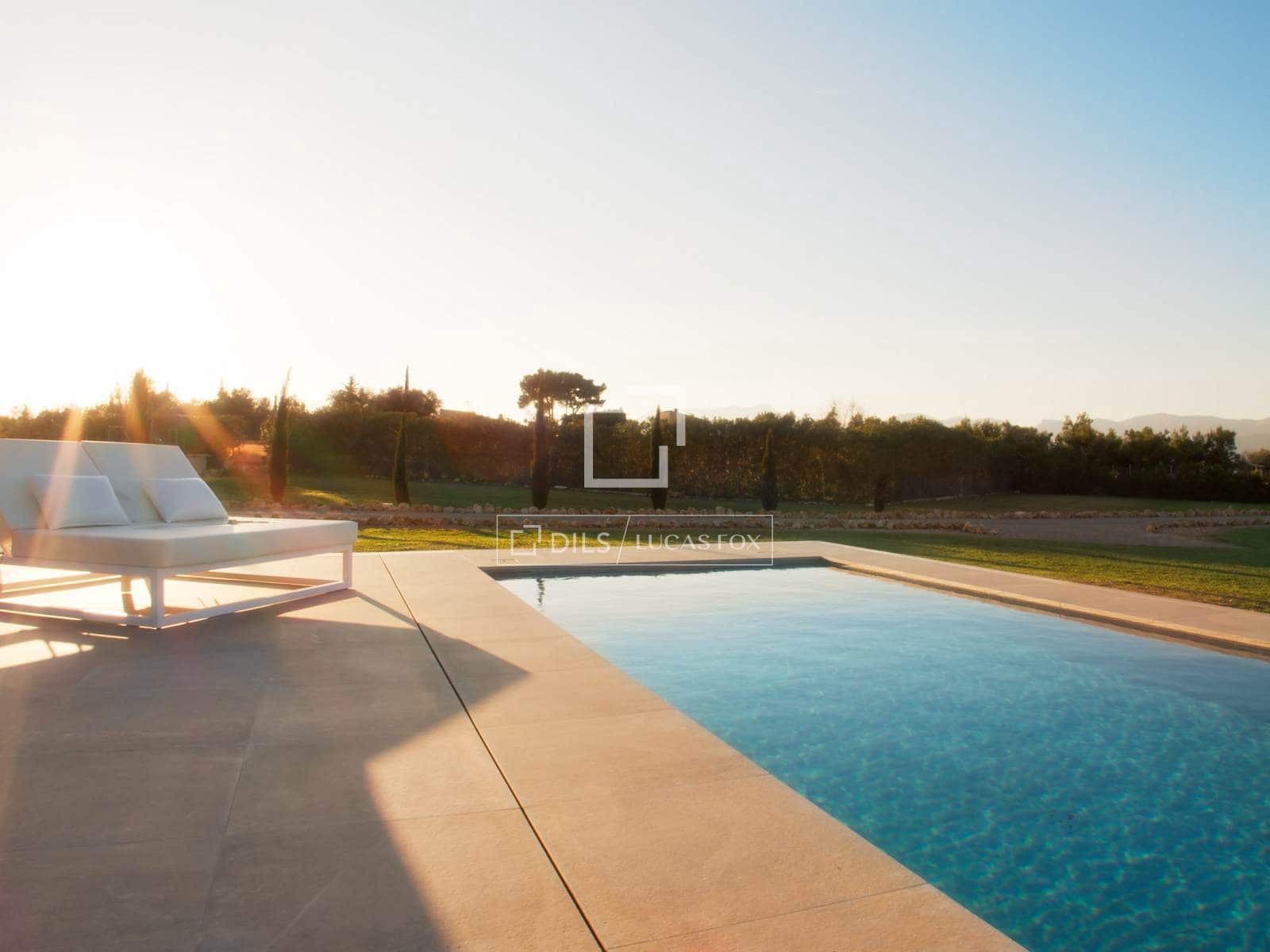 3 bedroom Finca/Country House for rent in Alcudia with pool garage - € 10,000 (Ref: 9709041)