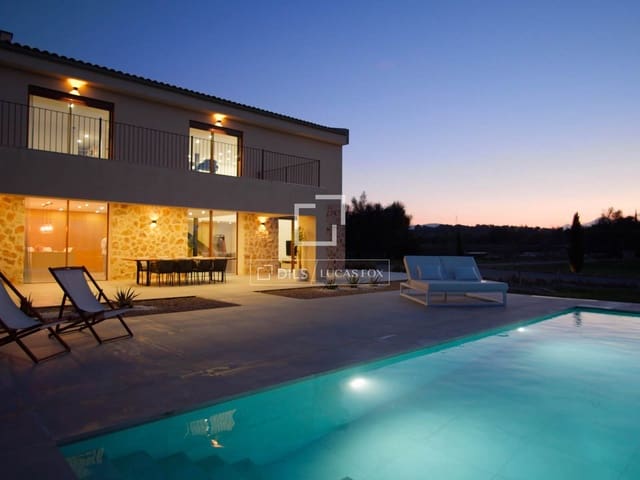 3 makuuhuone Maalaistalo vuokrattavana paikassa Alcúdia mukana uima-altaan 
autotalli - 10 000 € (Ref: 9709041)