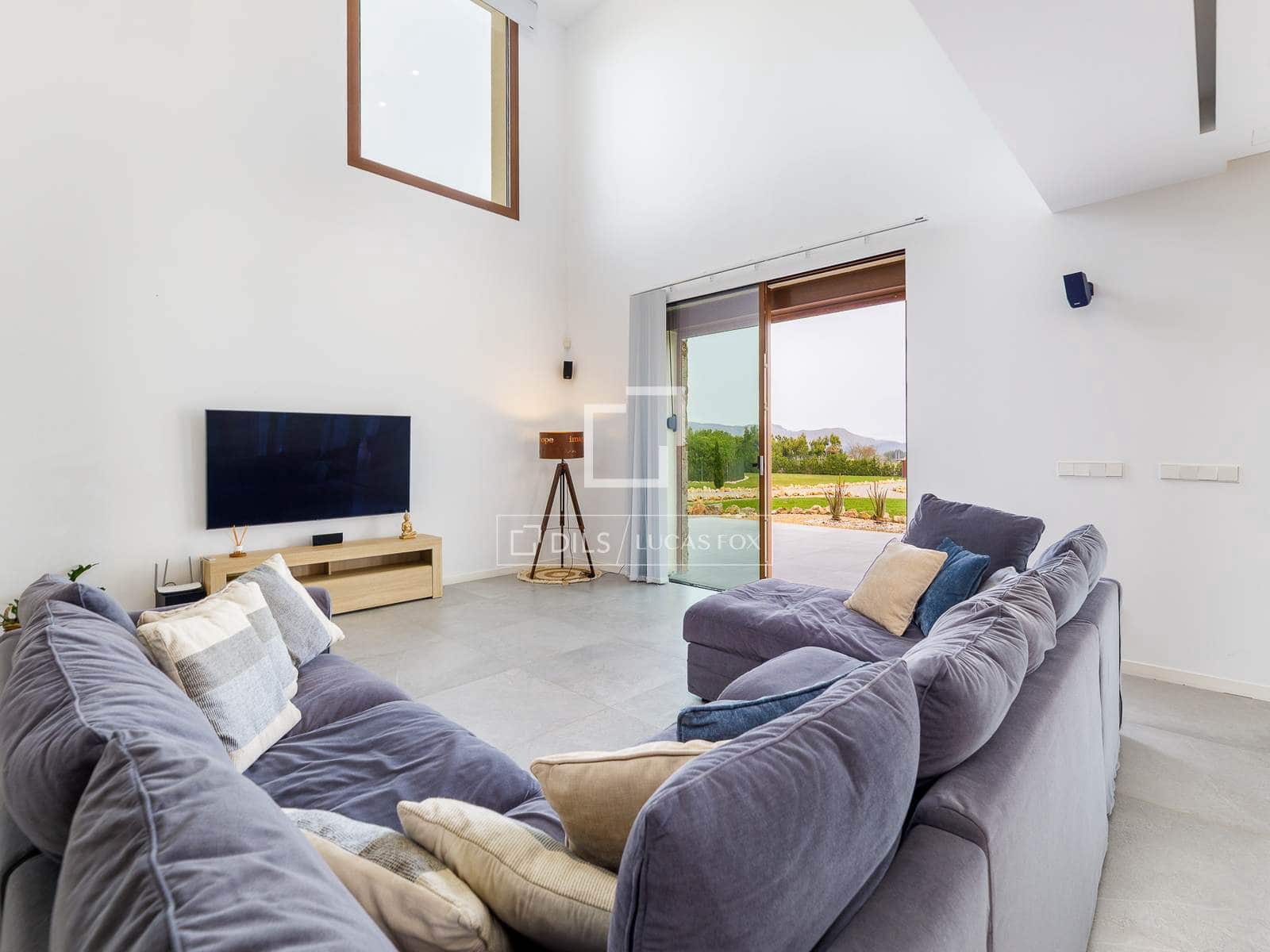 3 bedroom Finca/Country House for rent in Alcudia with pool garage - € 10,000 (Ref: 9709041)