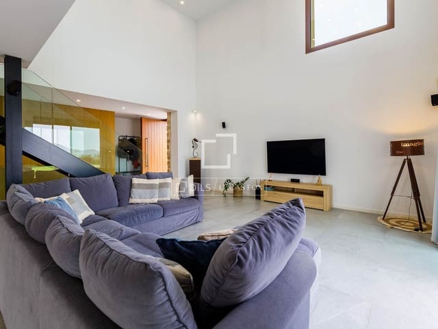 3 Zimmer Finca/Landgut zu vermieten in Alcúdia mit Pool Garage - 10.000 € (Ref: 9709041)