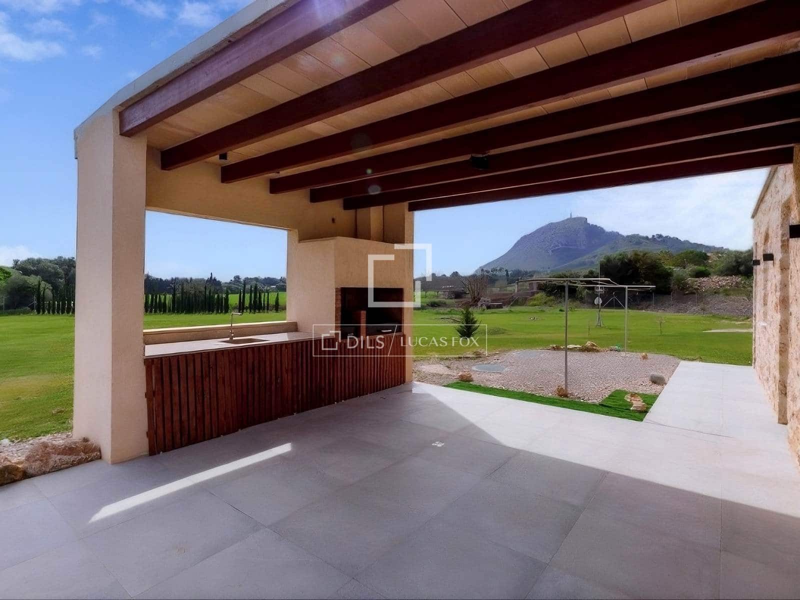 3 bedroom Finca/Country House for rent in Alcudia with pool garage - € 10,000 (Ref: 9709041)
