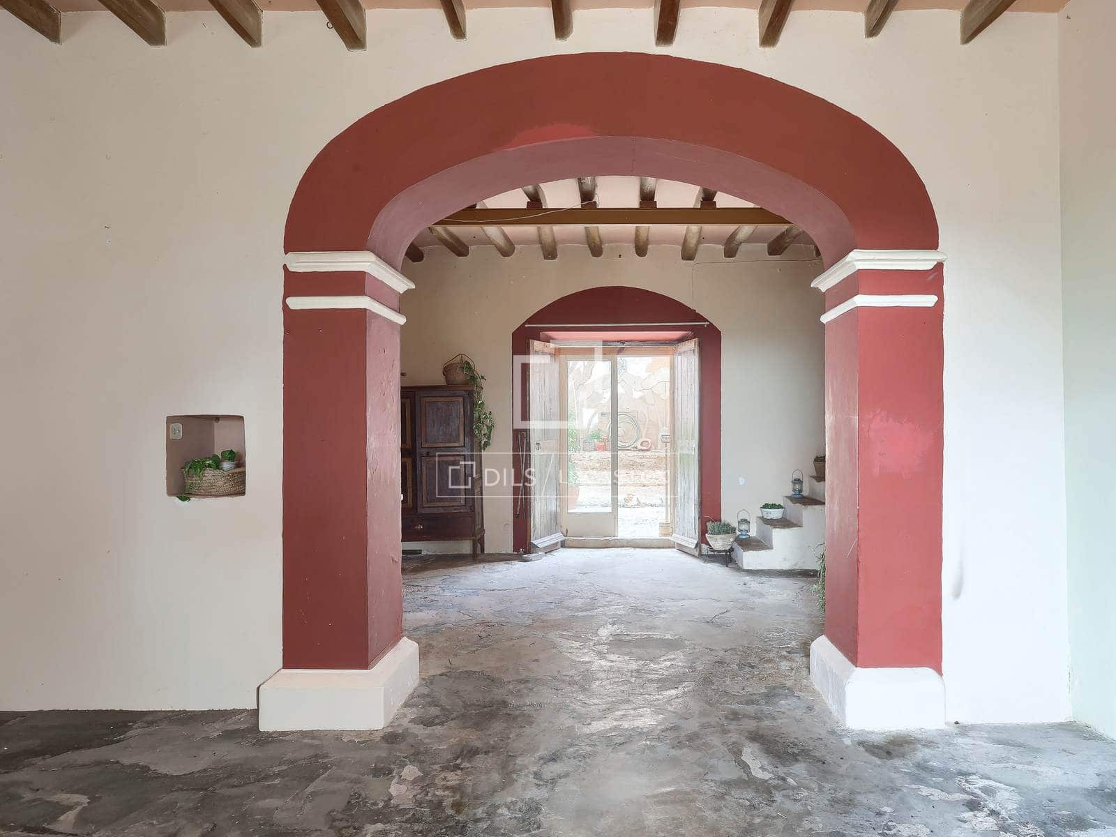 8 bedroom Finca/Country House for sale in Llucmajor with garage - € 4,485,000 (Ref: 9709044)