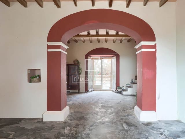 8 bedroom Finca/Country House for sale in Llucmajor with garage - € 4,485,000 (Ref: 9709044)