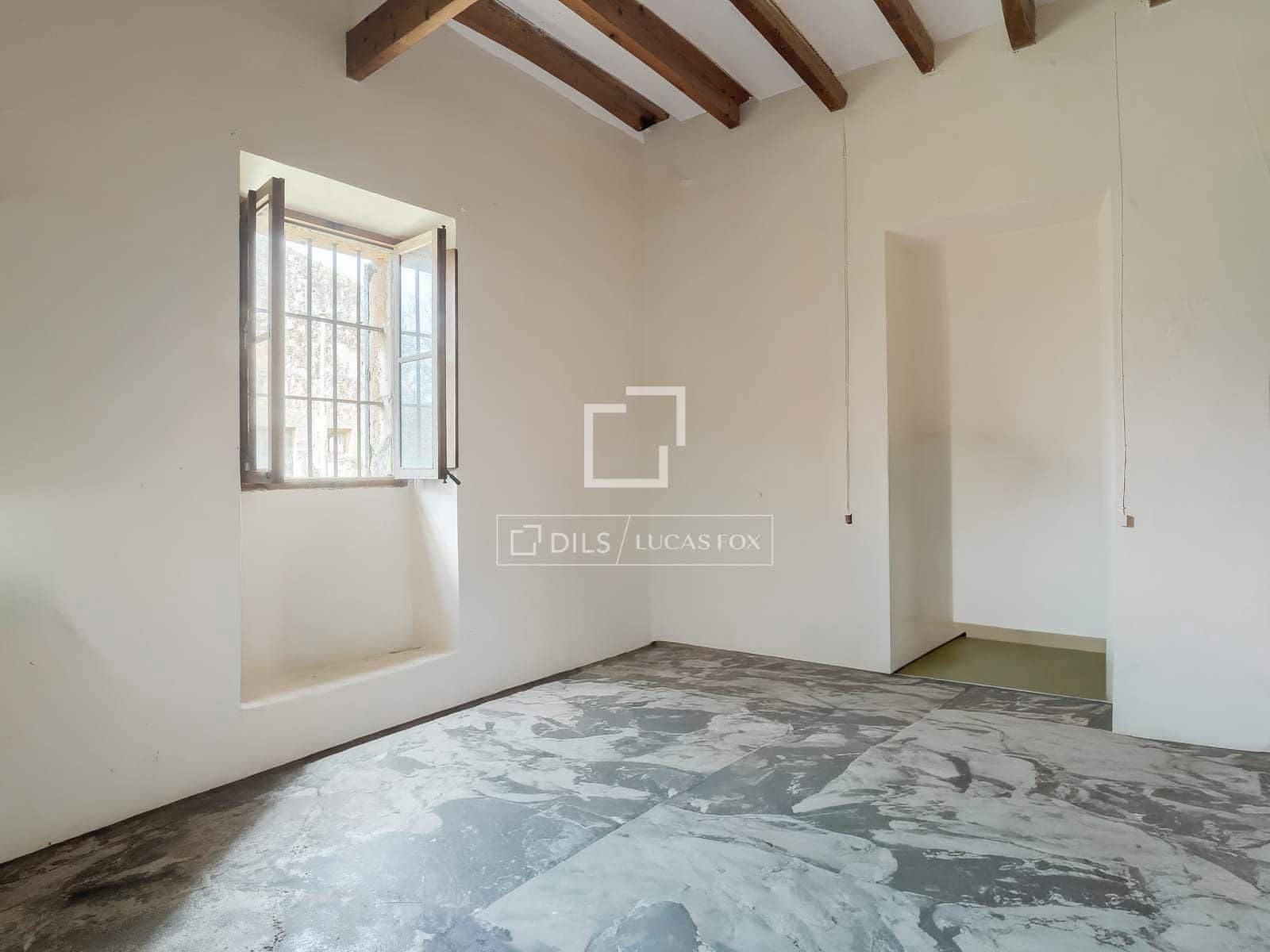 8 bedroom Finca/Country House for sale in Llucmajor with garage - € 4,485,000 (Ref: 9709044)