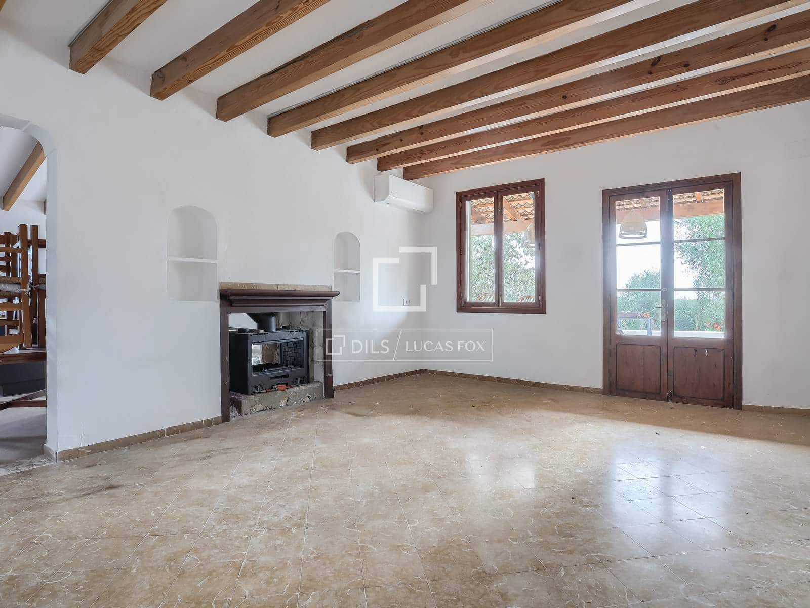 8 bedroom Finca/Country House for sale in Llucmajor with garage - € 4,485,000 (Ref: 9709044)
