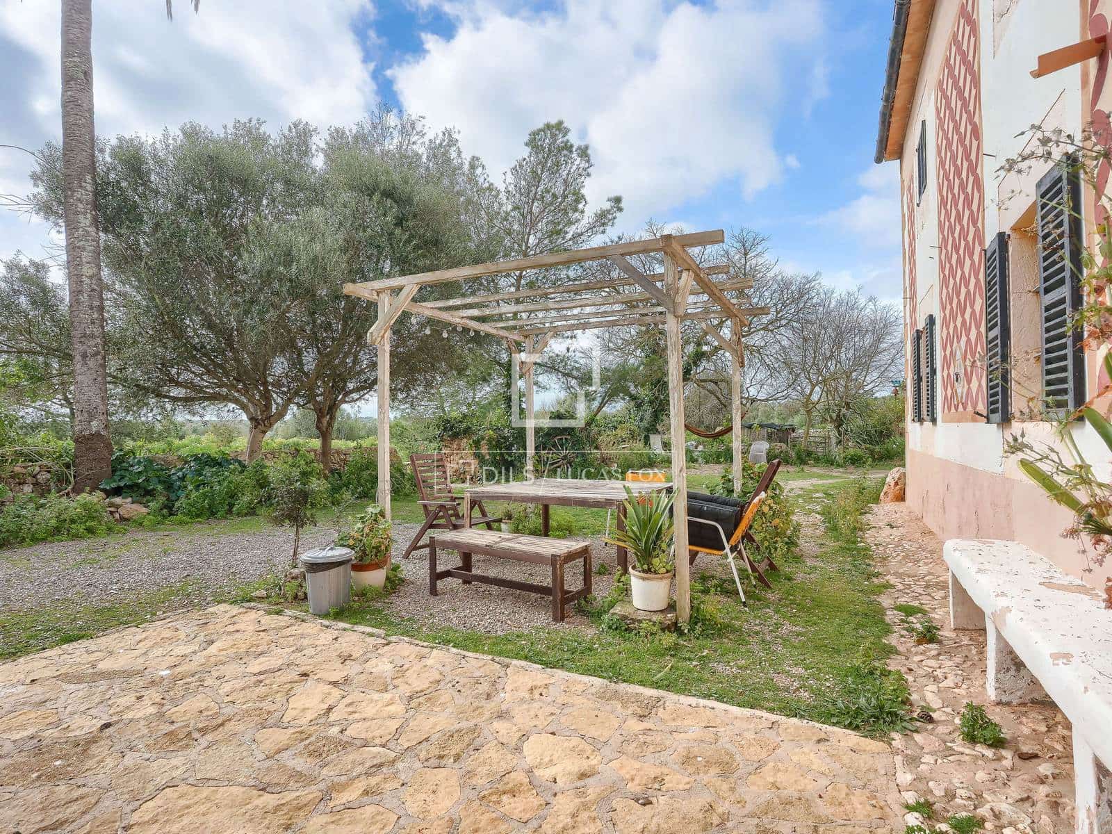 8 bedroom Finca/Country House for sale in Llucmajor with garage - € 4,485,000 (Ref: 9709044)