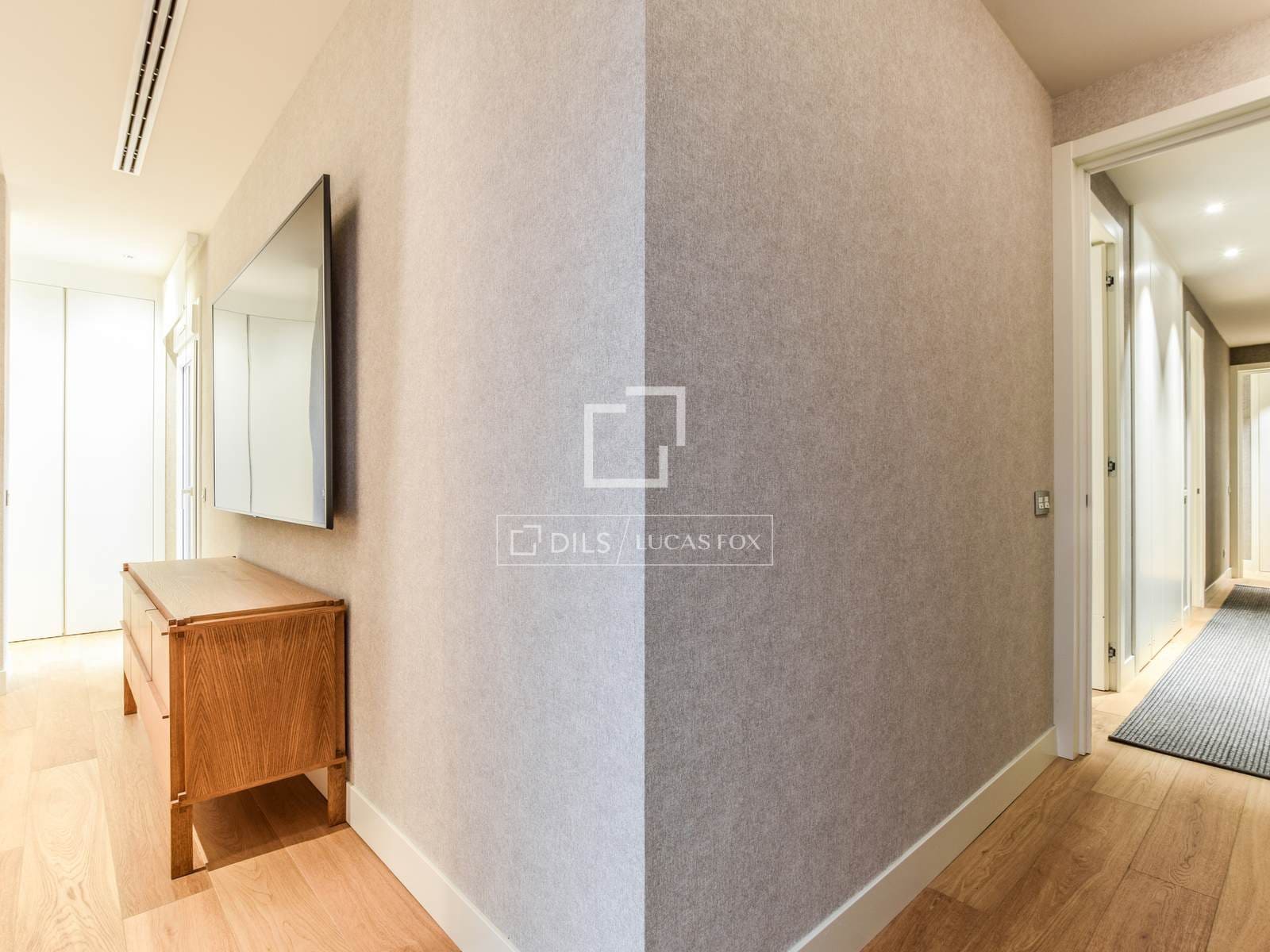 3 quarto Apartamento para arrendar em Madrid cidade - 8 800 € (Ref: 9709130)