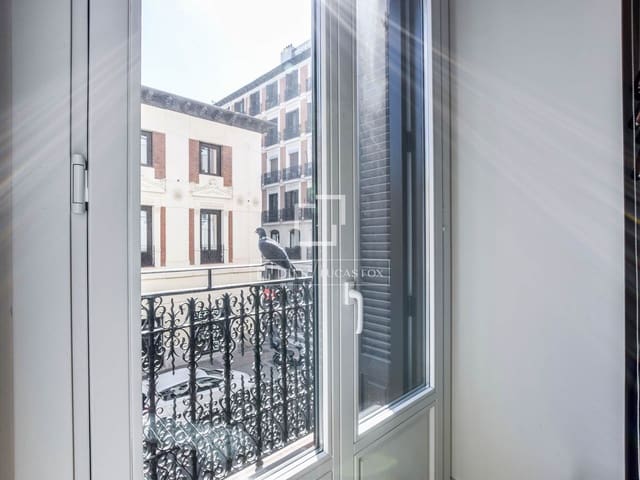 3 quarto Apartamento para arrendar em Madrid cidade - 8 800 € (Ref: 9709130)