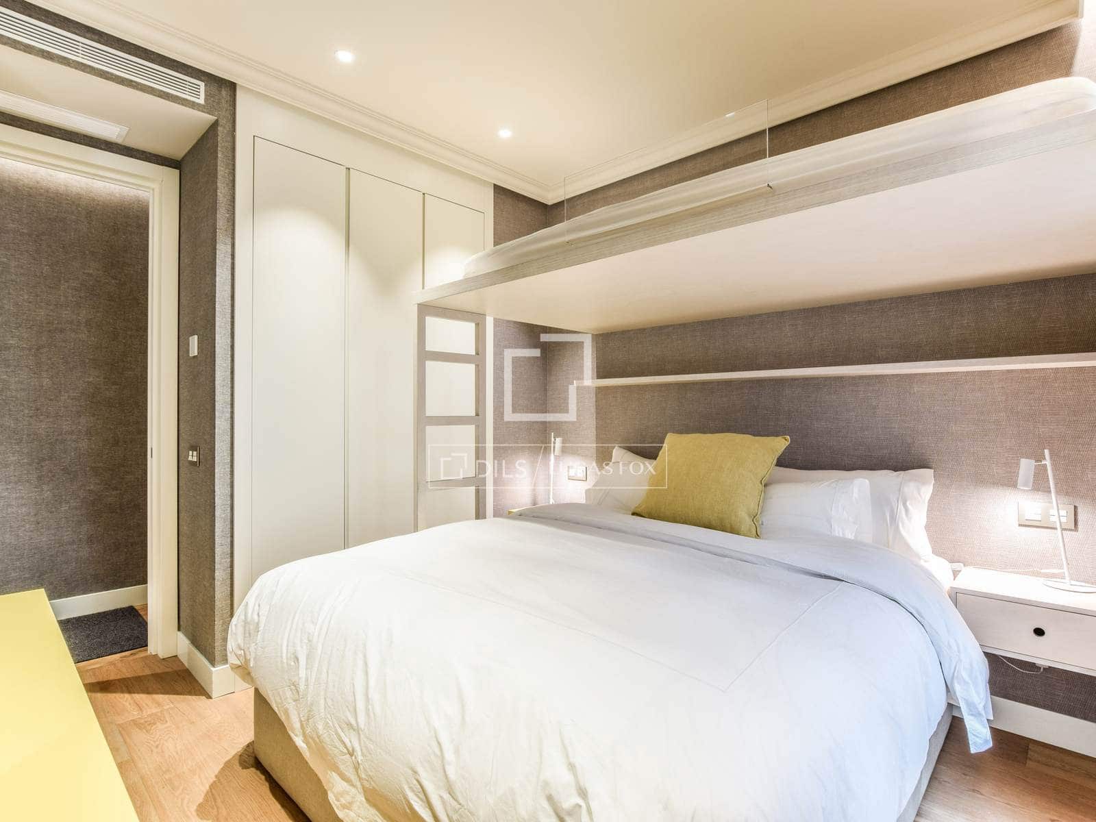 3 quarto Apartamento para arrendar em Madrid cidade - 8 800 € (Ref: 9709130)