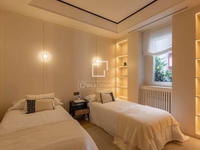 3 slaapkamer Appartement te koop in Castellana, Madrid stad met garage - € 3.350.000 (Ref: 9713201)