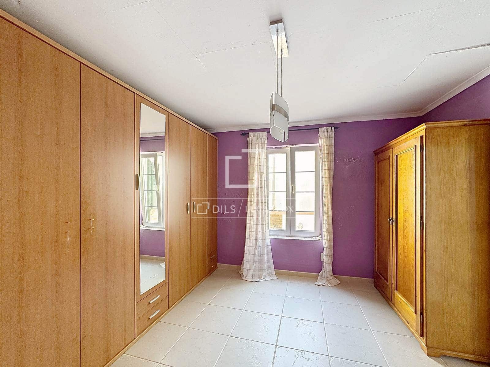 5 Zimmer Villa zu verkaufen in Es Castell - 520.000 € (Ref: 9713427)