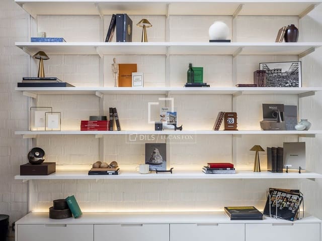 2 quarto Apartamento para arrendar em Barcelona cidade - 4 500 € (Ref: 9713838)