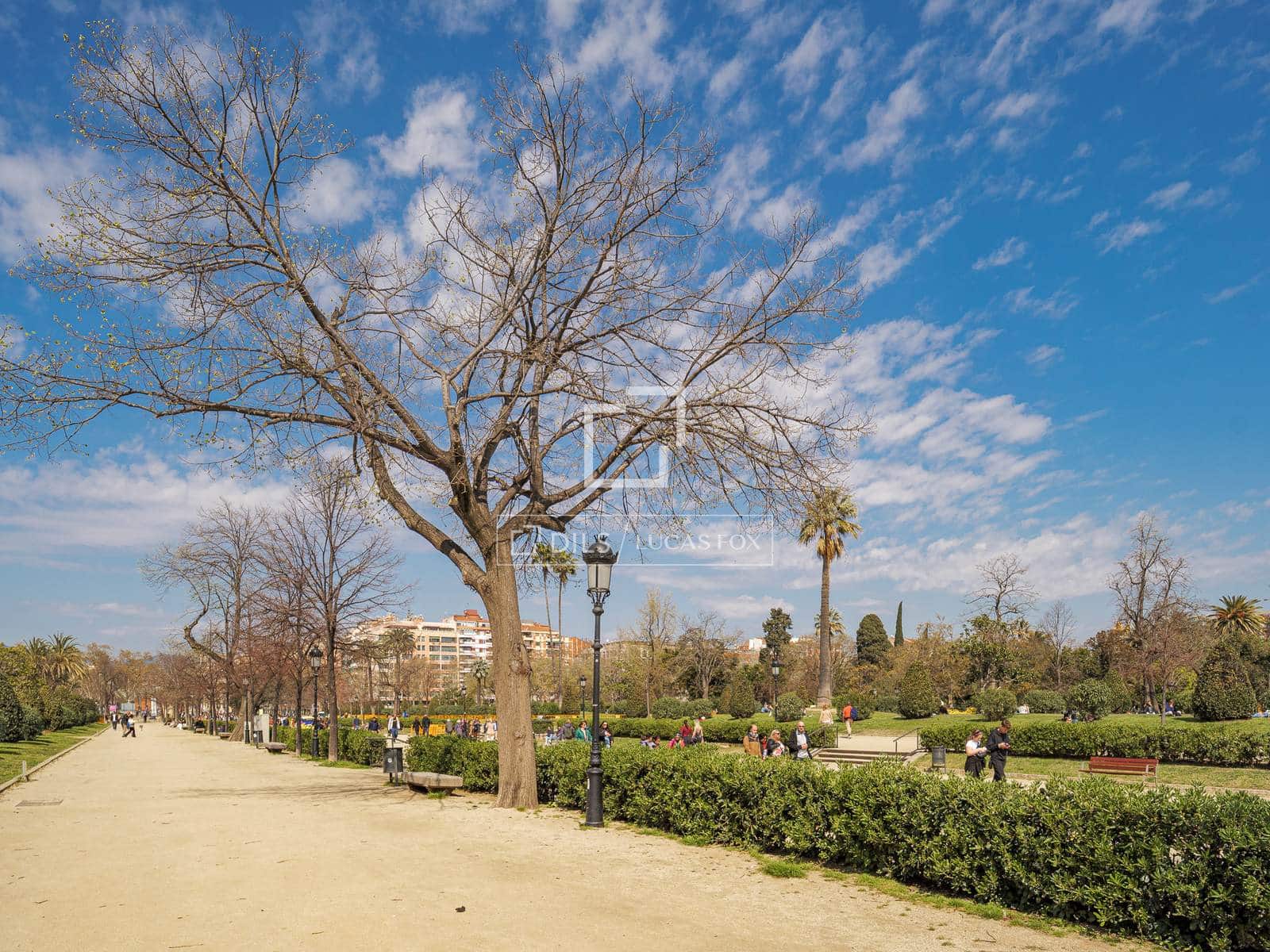 2 soverom Leilighet til salgs i Barcelona by - € 495 000 (Ref: 9714053)