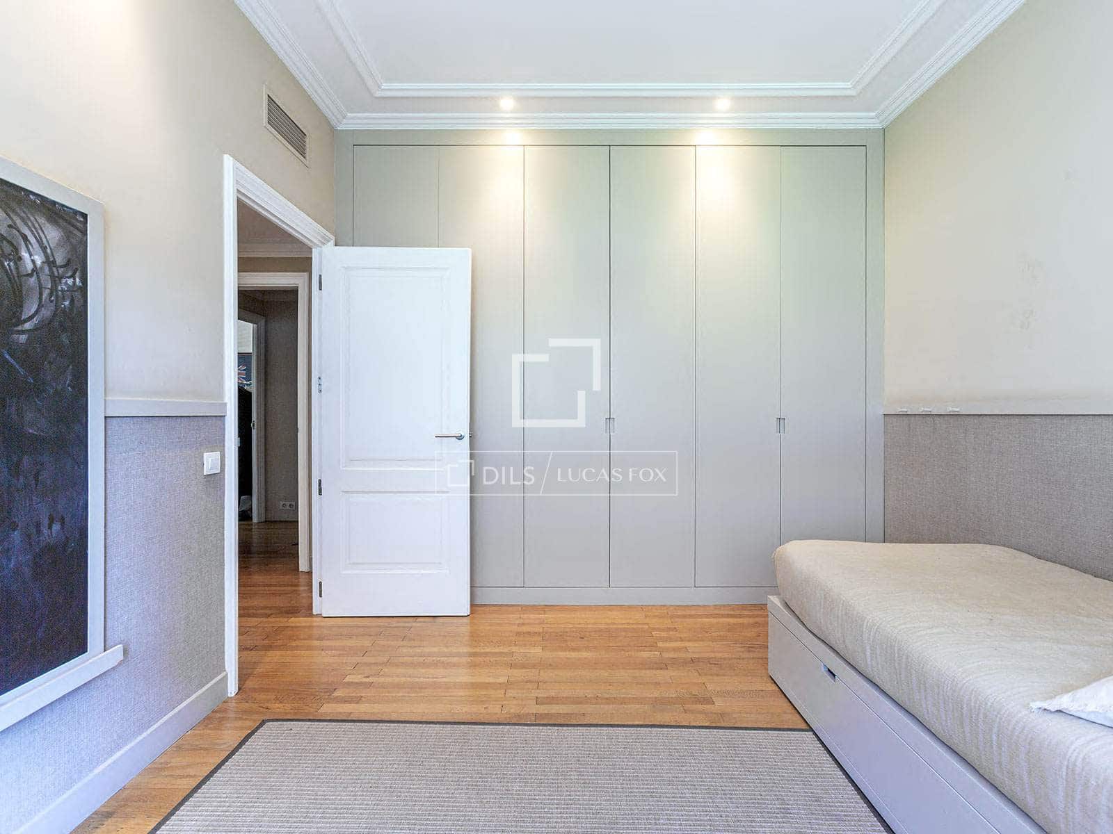 6 bedroom Apartment for sale in Barcelona city with garage - € 5,500,000 (Ref: 9714171)