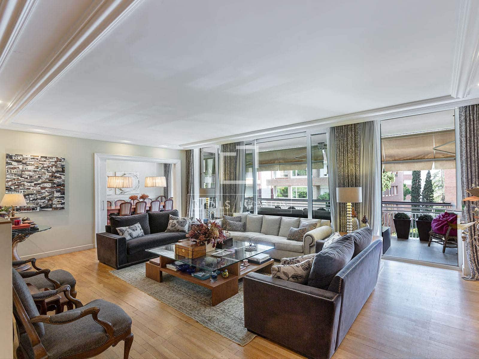 6 bedroom Apartment for sale in Barcelona city with garage - € 5,500,000 (Ref: 9714171)