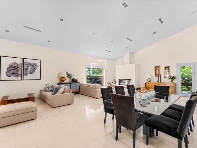 Chalet de 5 habitaciones en Alicante / Alacant ciudad en venta con piscina garaje - 1.490.000 € (Ref: 9715425)