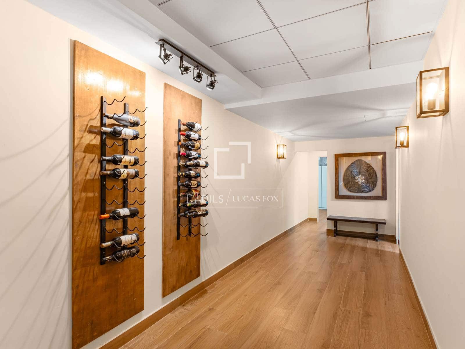 5 bedroom Villa for sale in Alicante / Alacant city with pool garage - € 1,490,000 (Ref: 9715425)