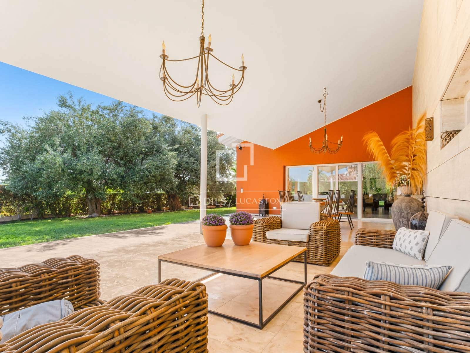 5 bedroom Villa for sale in Alicante / Alacant city with pool garage - € 1,490,000 (Ref: 9715425)