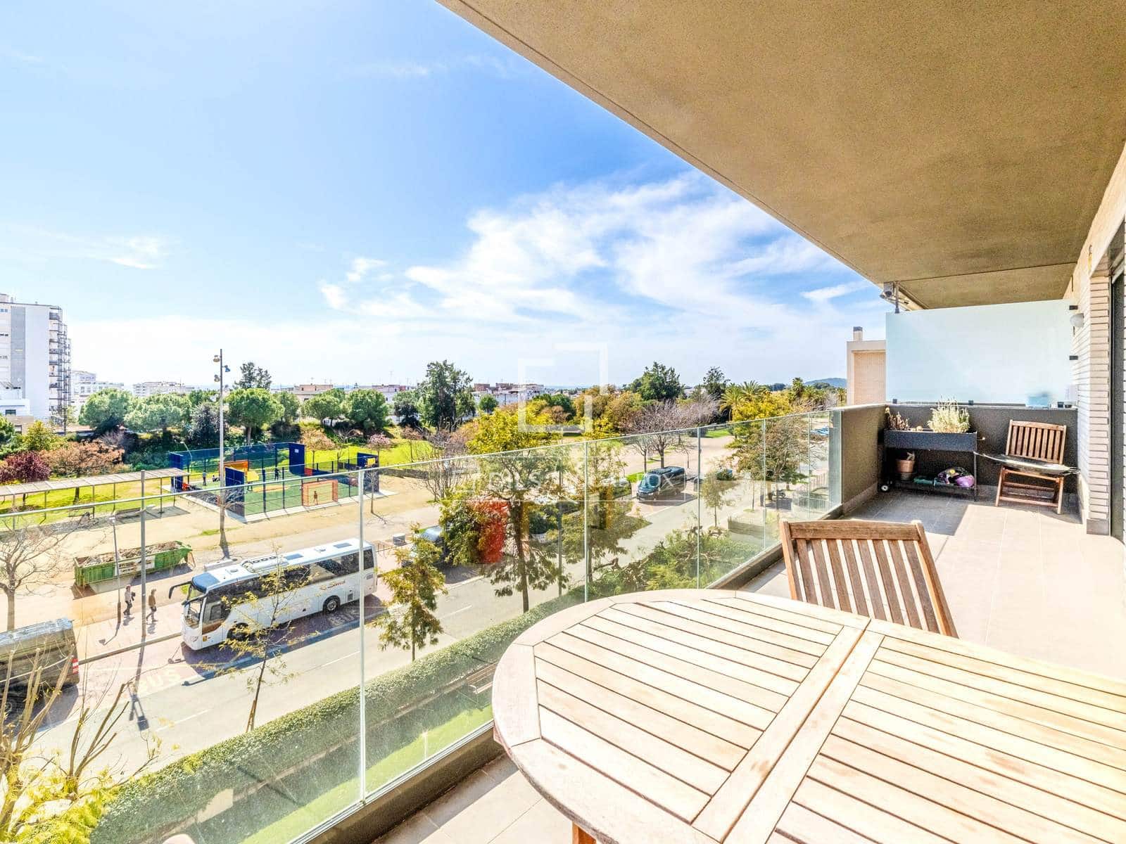 4 soveværelse Penthouse til salg i Sitges med swimmingpool garage - € 1.245.000 (Ref: 9715430)