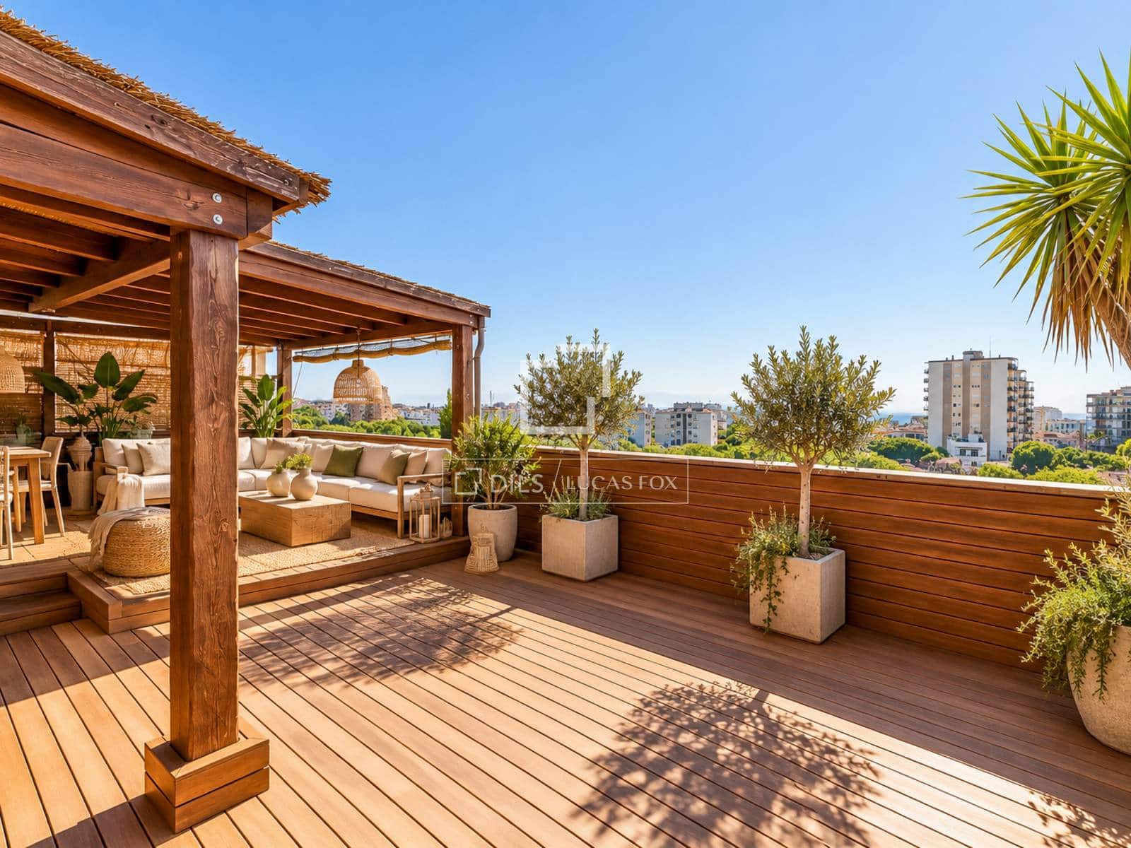 4 bedroom Apartment for sale in Sitges with pool garage - € 1,090,000 (Ref: 9715430)