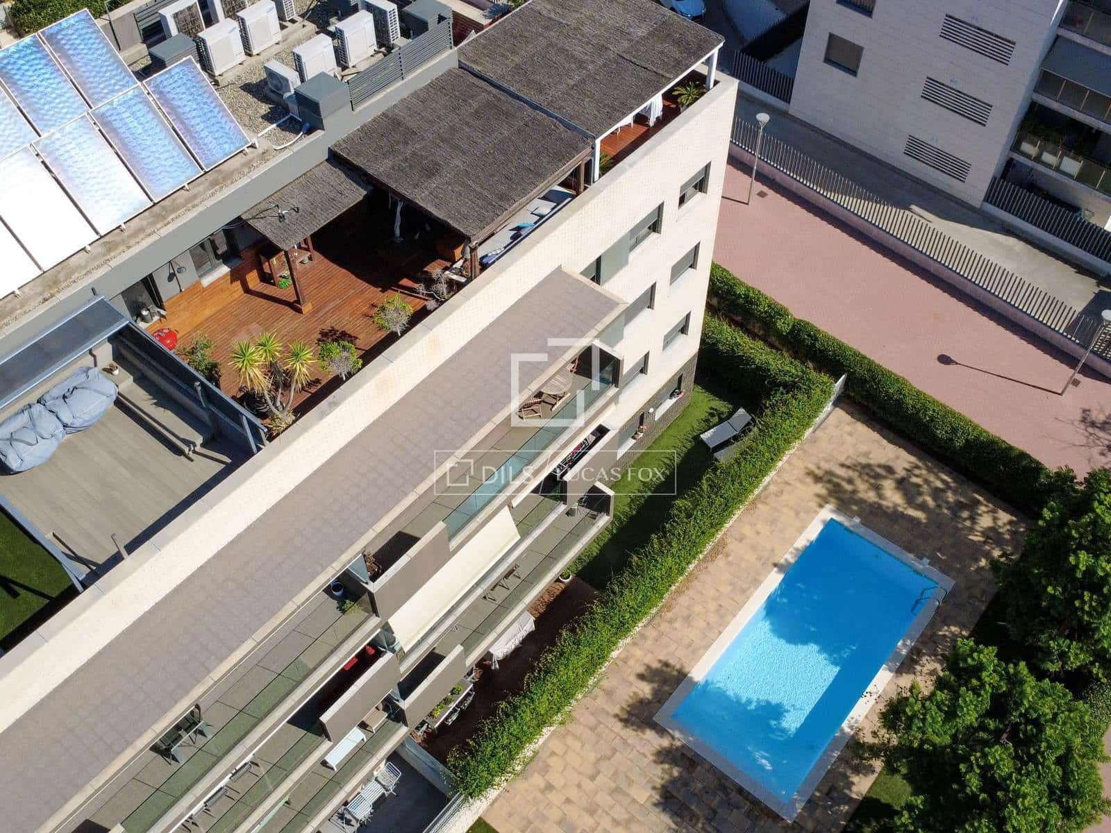 4 bedroom Apartment for sale in Sitges with pool garage - € 1,090,000 (Ref: 9715430)