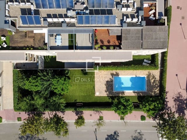 4 quarto Apartamento para venda em Sitges com piscina garagem - 1 090 000 € (Ref: 9715430)