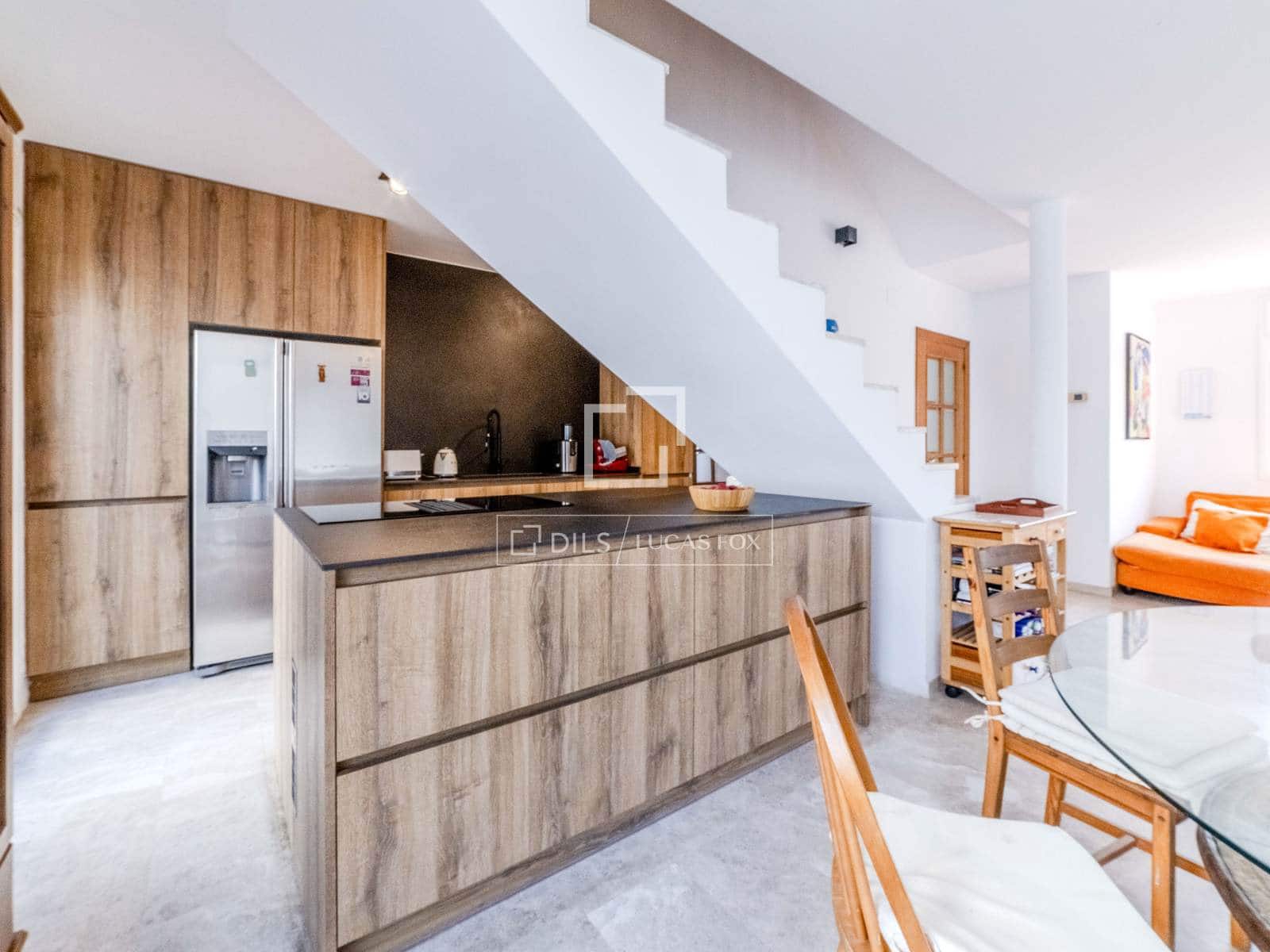 4 Zimmer Villa zu verkaufen in Sitges mit Pool Garage - 840.000 € (Ref: 9715431)