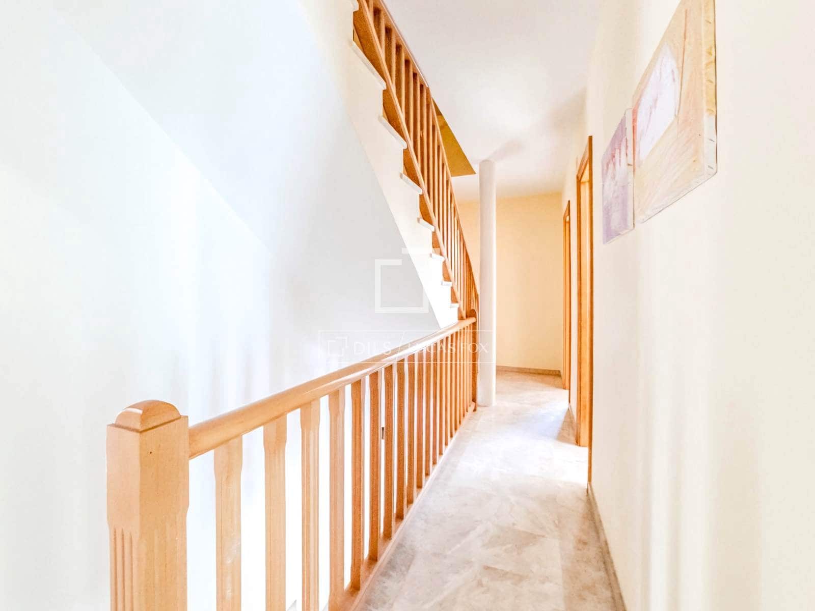 4 Zimmer Villa zu verkaufen in Sitges mit Pool Garage - 840.000 € (Ref: 9715431)