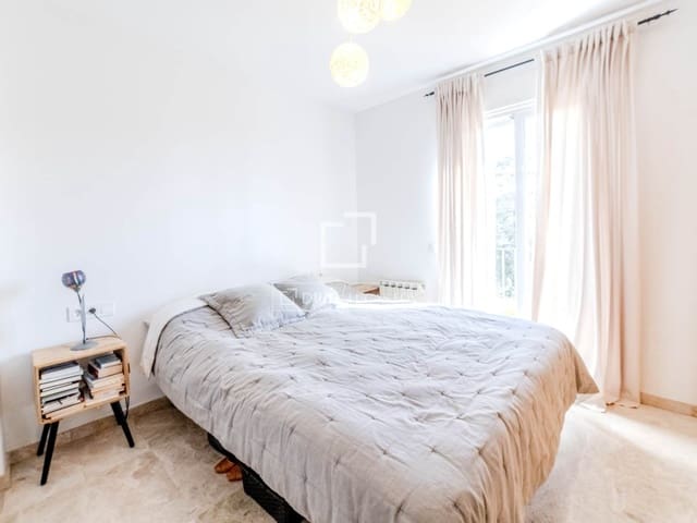 4 Zimmer Villa zu verkaufen in Sitges mit Pool Garage - 840.000 € (Ref: 9715431)