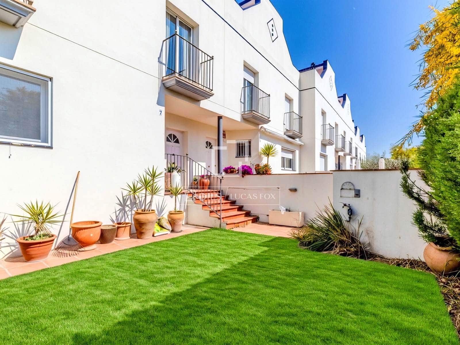 4 Zimmer Villa zu verkaufen in Sitges mit Pool Garage - 840.000 € (Ref: 9715431)