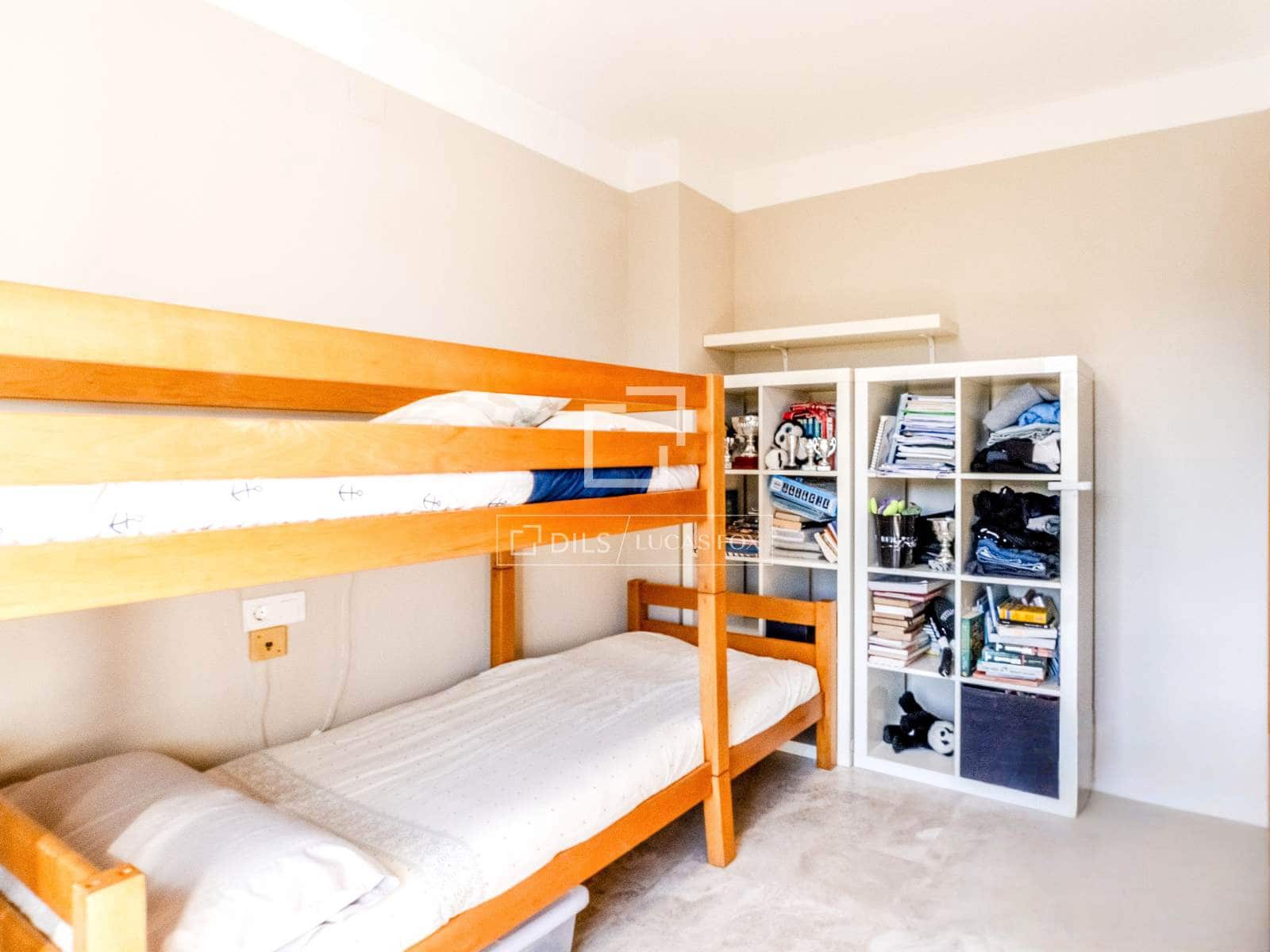 4 Zimmer Villa zu verkaufen in Sitges mit Pool Garage - 840.000 € (Ref: 9715431)