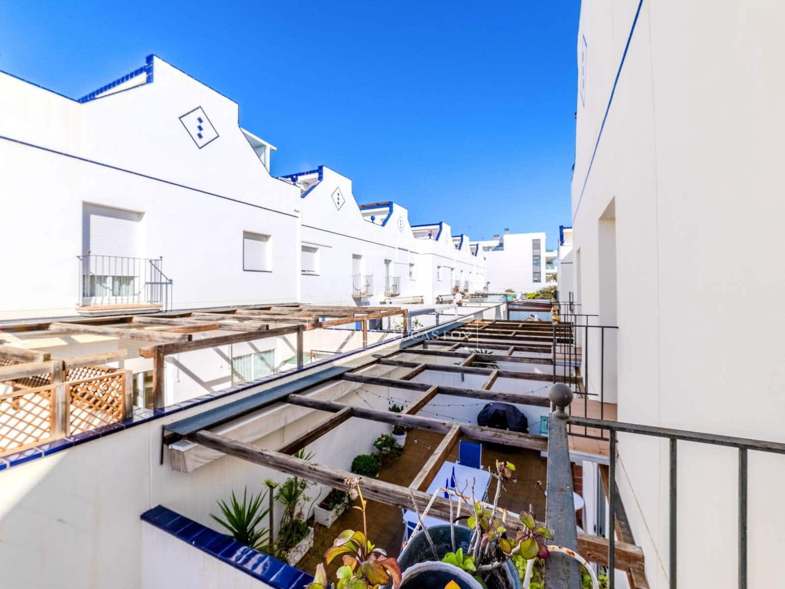 4 Zimmer Villa zu verkaufen in Sitges mit Pool Garage - 840.000 € (Ref: 9715431)